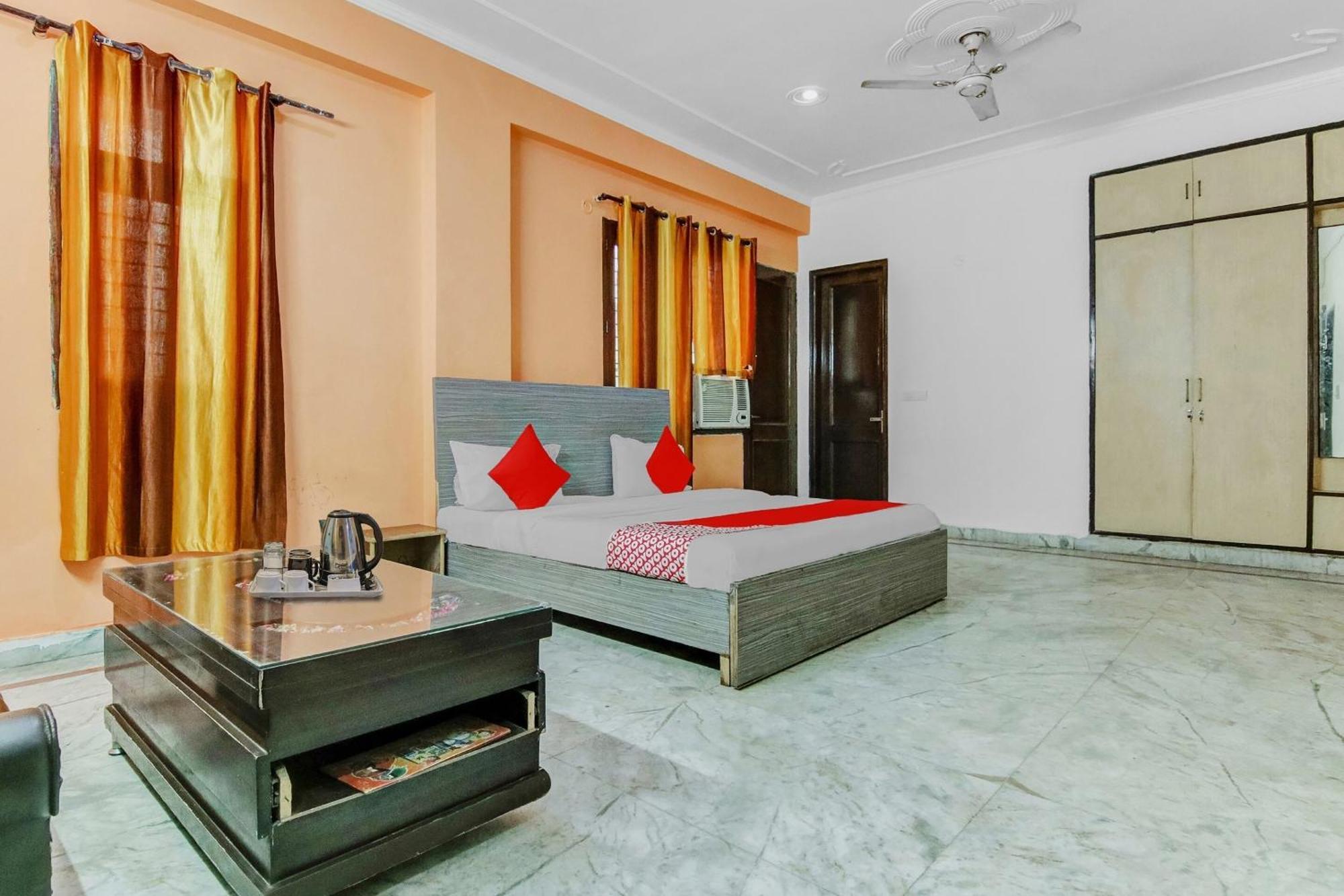 Hotel O Orlov Noida Exterior foto